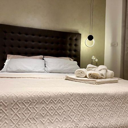 Maria'S Elite Luxury Apartment Skopje Eksteriør billede
