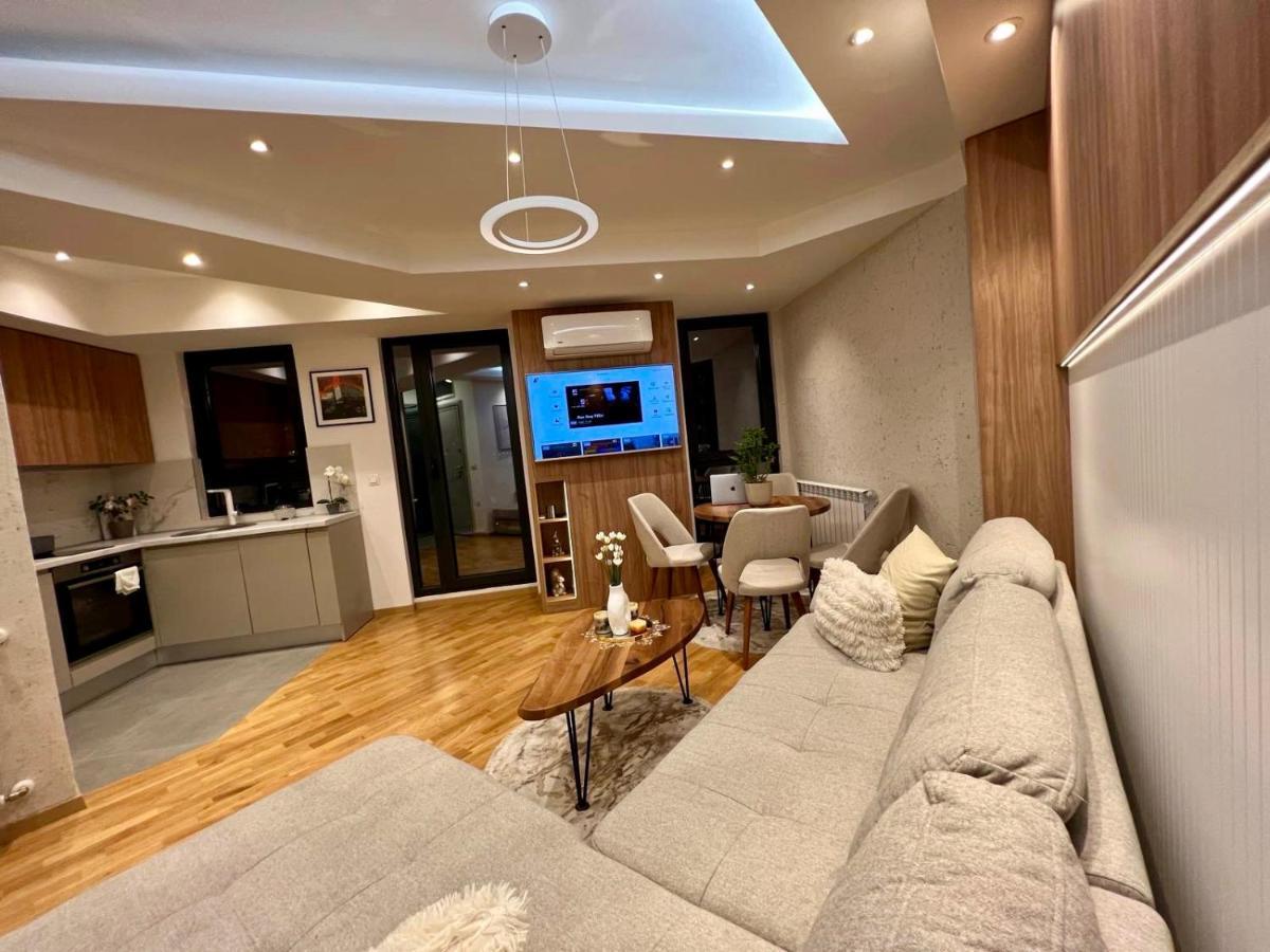 Maria'S Elite Luxury Apartment Skopje Eksteriør billede