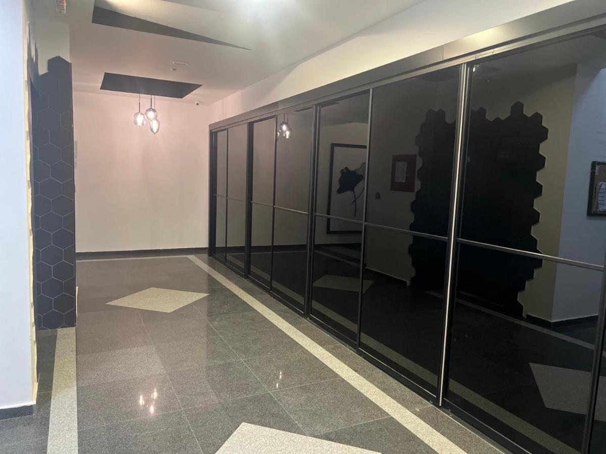 Maria'S Elite Luxury Apartment Skopje Eksteriør billede