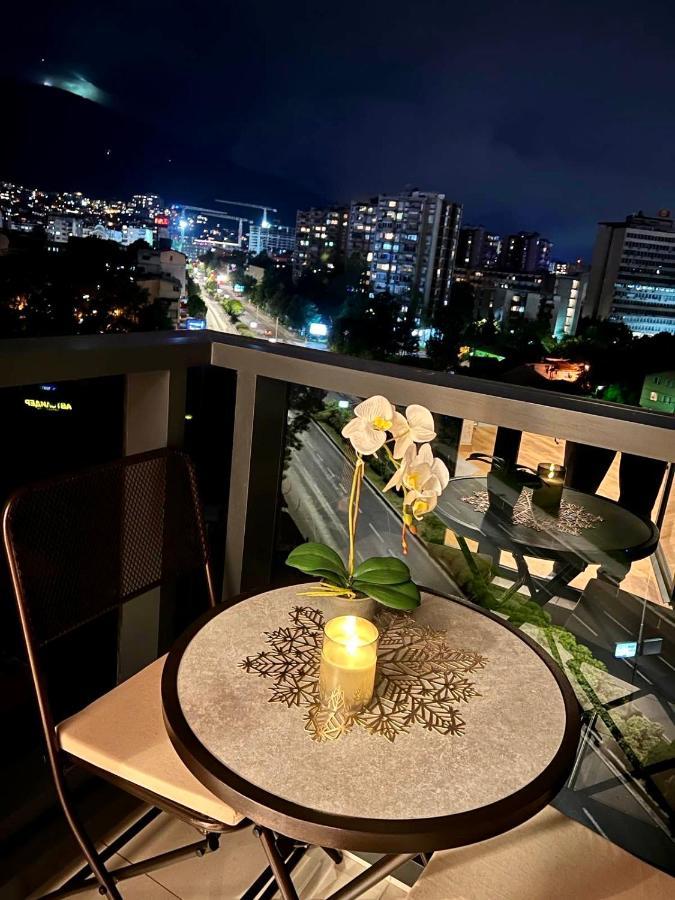 Maria'S Elite Luxury Apartment Skopje Eksteriør billede