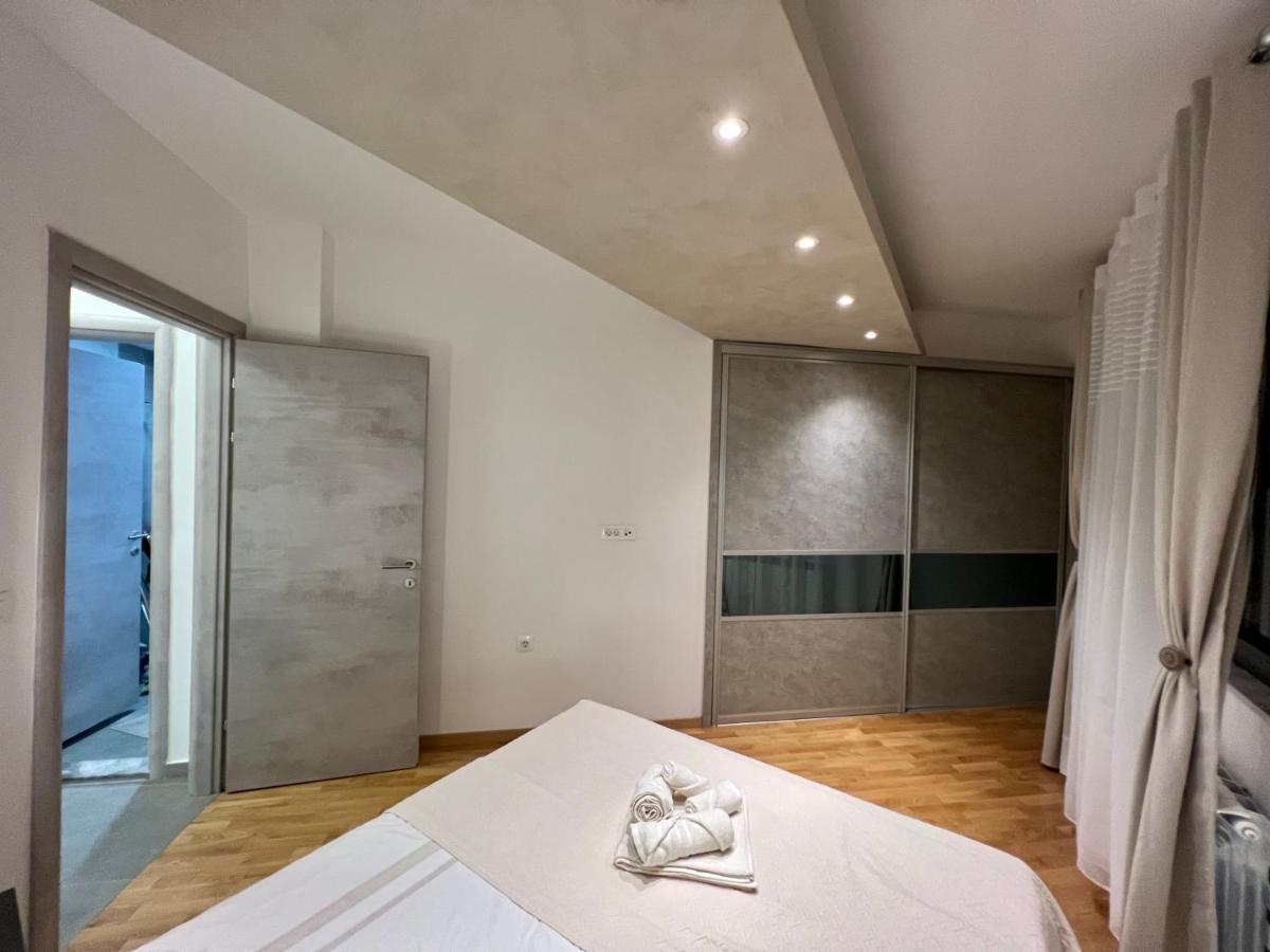 Maria'S Elite Luxury Apartment Skopje Eksteriør billede